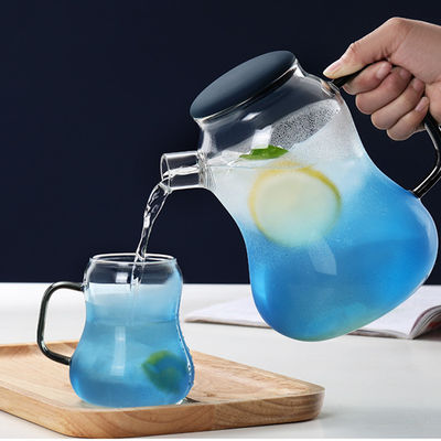 Handgemachte Glaskaraffe mit Schale, große Wasser-Karaffe für Haus/Restaurant fournisseur