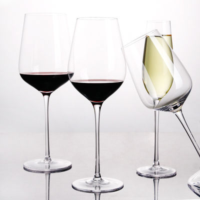 Slant Wein-Glas der Industrie-450ml, einzigartige geformte Kristall-Champagne-Gläser fournisseur