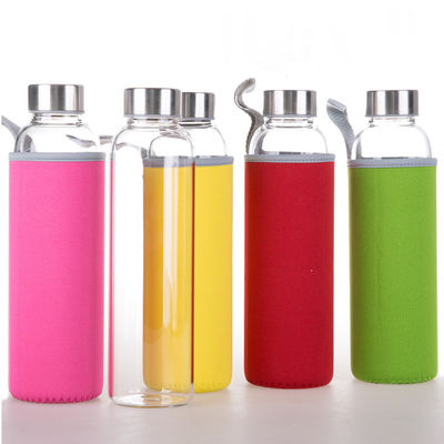 18 Unze-Leck-Beweis-tragbare Glasflasche, tragende Ärmel-wiederverwendbare Getränk-Flasche fournisseur