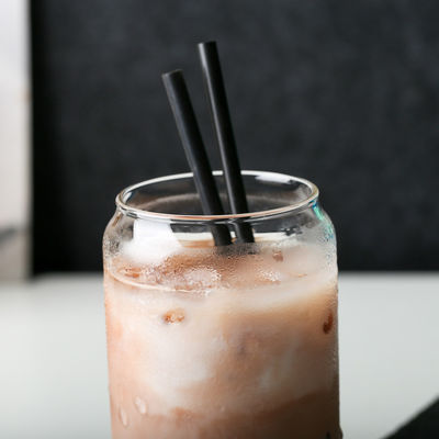 Wiederverwendbare Borosilicat-Glas-Trommel mit Strohen, beflecken freie Glascappuccino-Schalen fournisseur